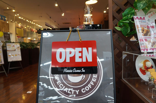 CAFE RESTO (2).JPG