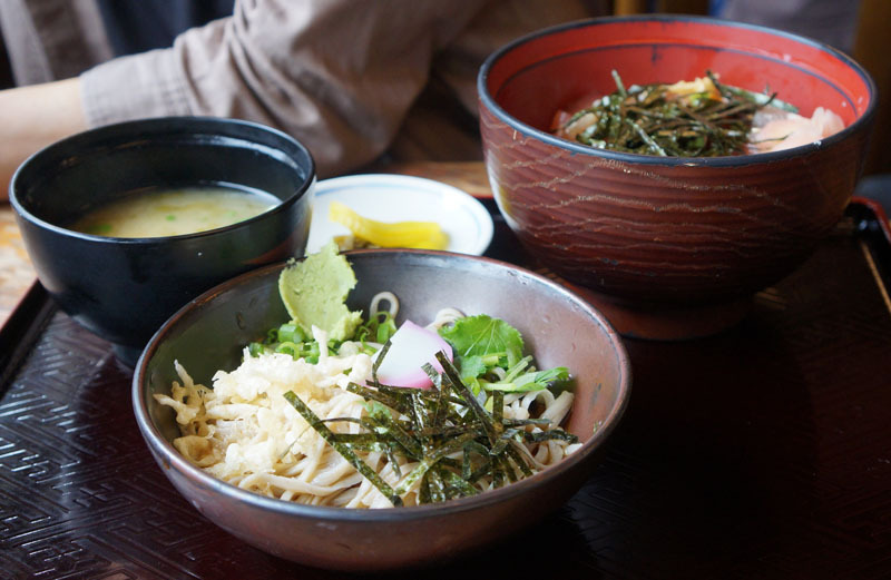 まぐろ丼セット.JPG