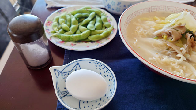 ゆで卵と枝豆.JPG