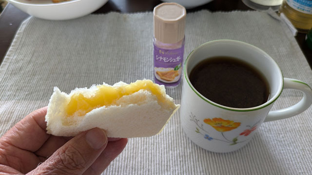 ランチパックダブルマロン (2).jpg