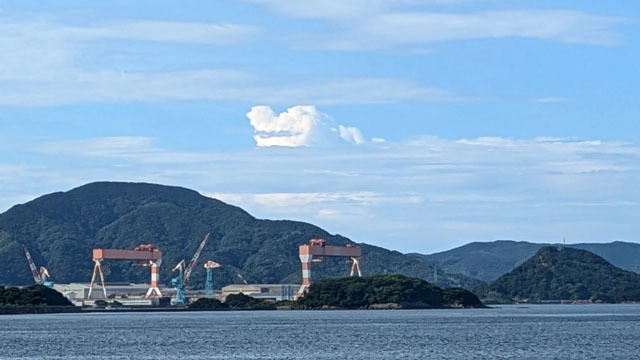 ワニ雲 のコピー.jpg
