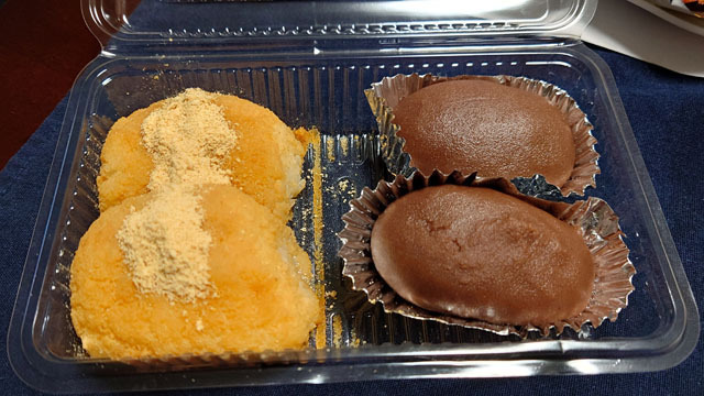 月見茶屋ぼた餅一人前 (3).JPG