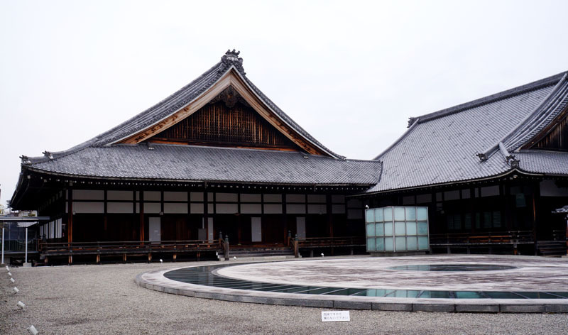 東本願寺 大寝殿.JPG
