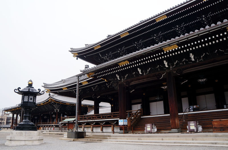 東本願寺 御影堂 阿弥陀堂.JPG
