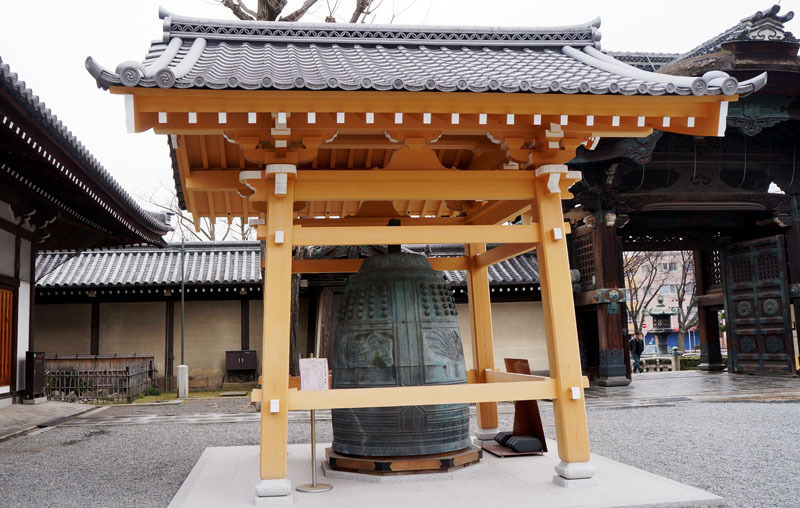 東本願寺 慶長撞鐘 2.JPG