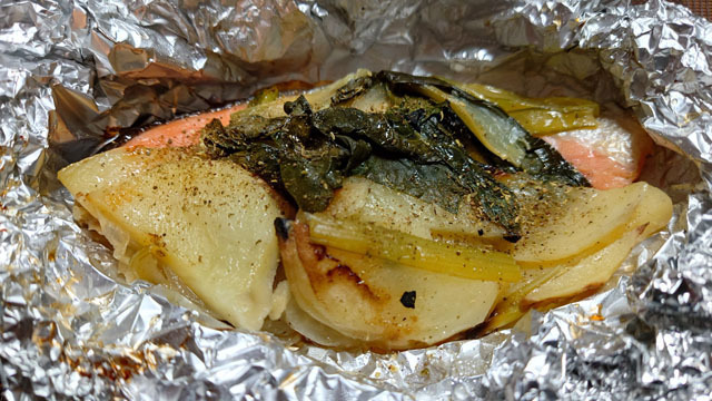 鮭のホイル焼き.JPG