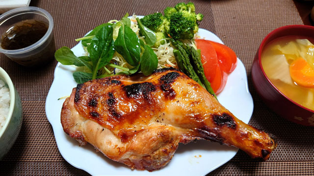 鶏骨付きもも焼き (2).JPG