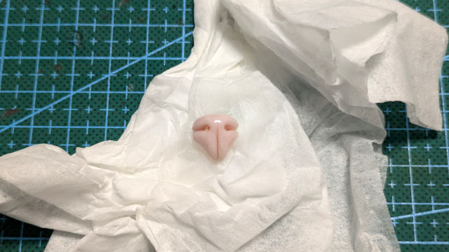 ソフトレジン液で猫の鼻を作る (5).jpg