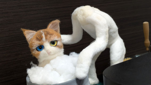 ダイソー樹脂粘土でにゃんこの鼻を作る (6).jpg
